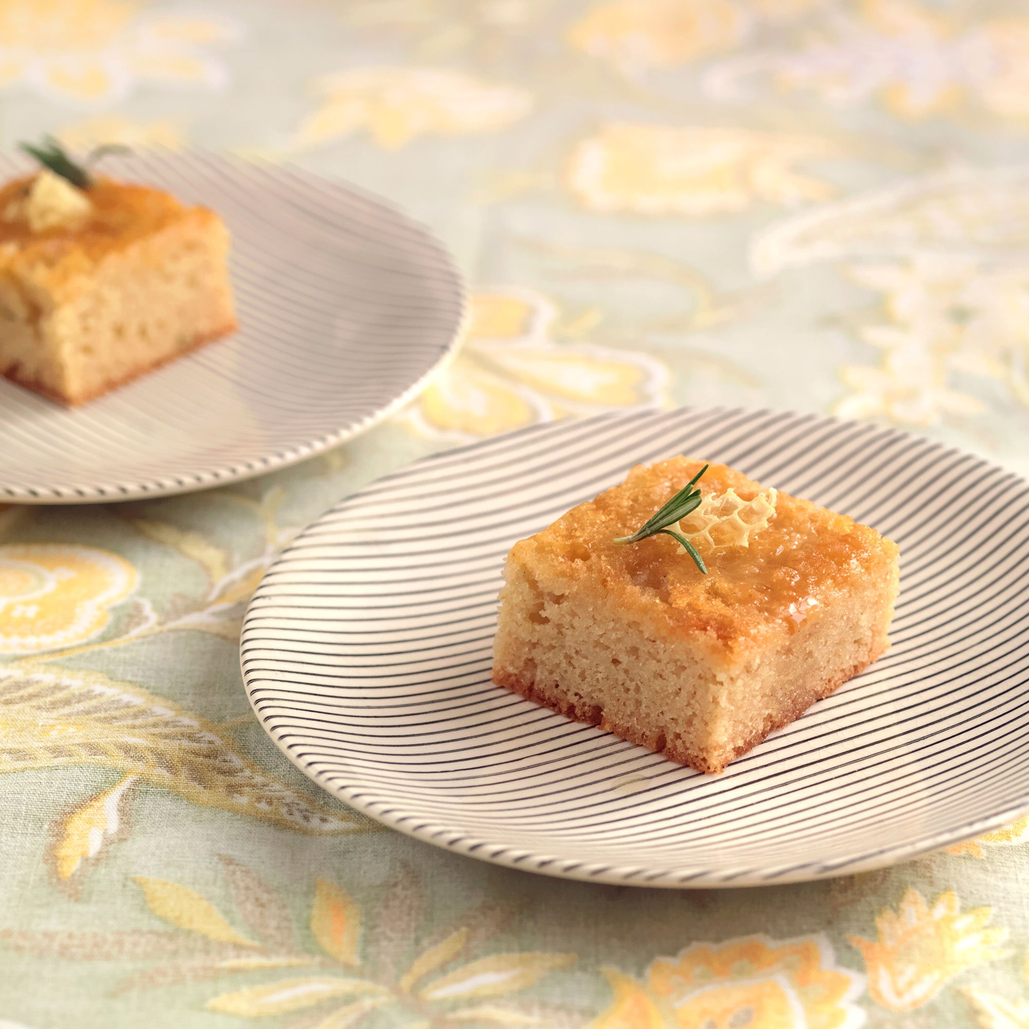 Rosemary and honey cakes Rosemary and honey cakes