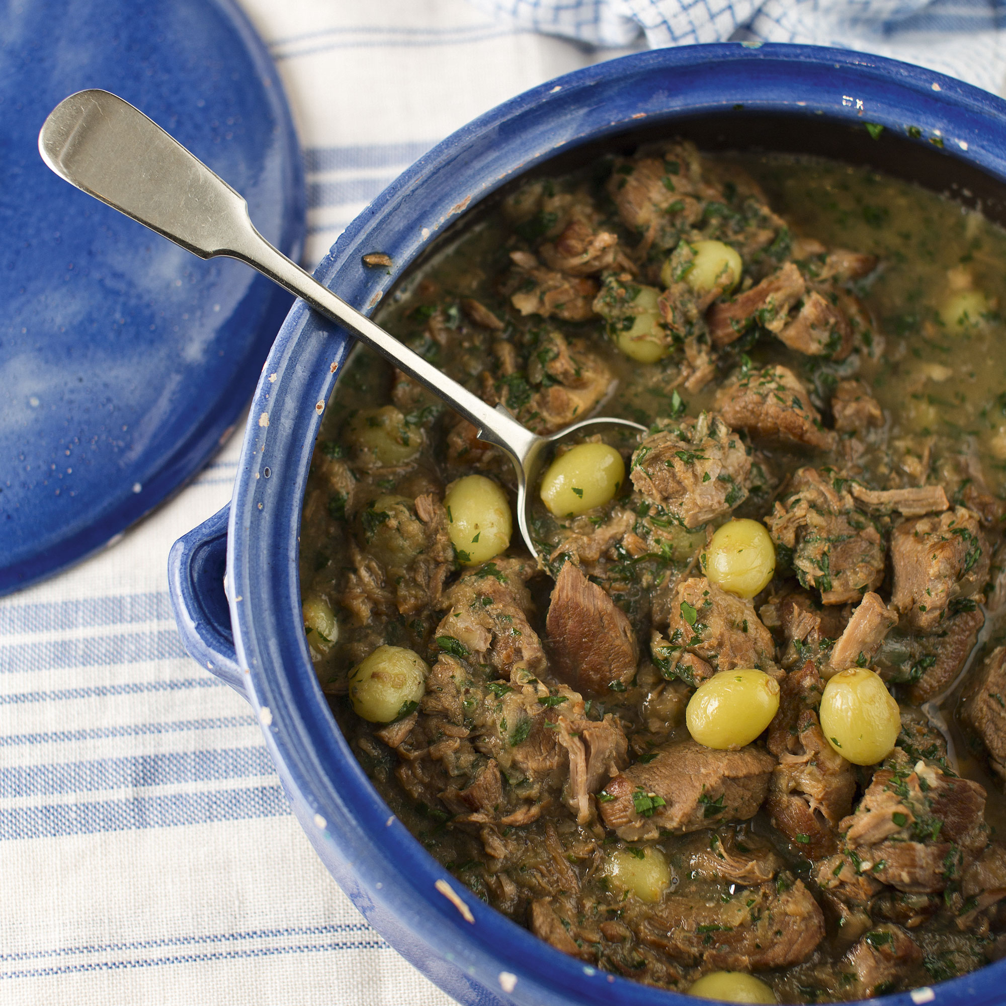 Slow-cooked pork casserole with grapes Slow-cooked pork casserole with grapes