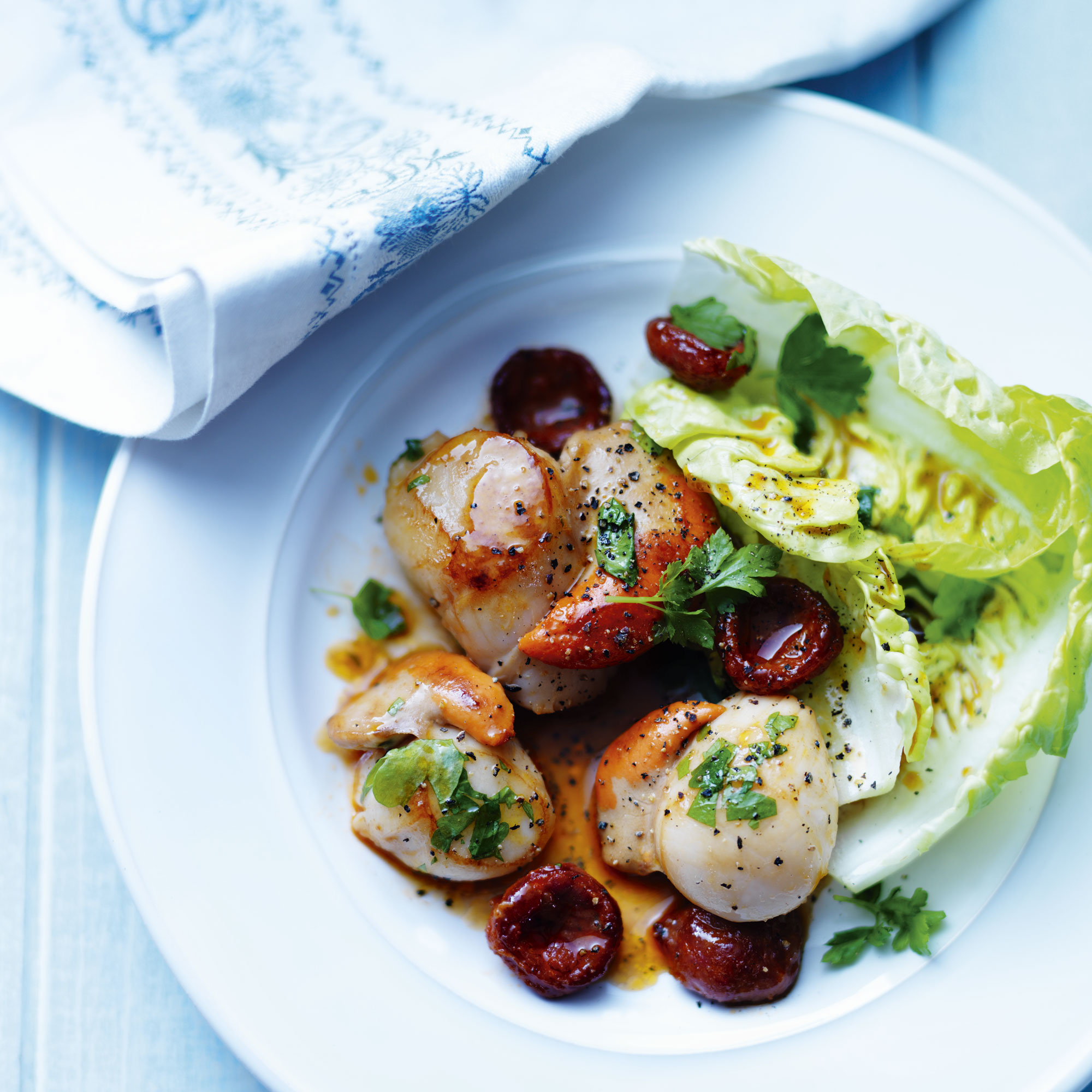 Seared Scallops with Chorizo Seared Scallops with Chorizo
