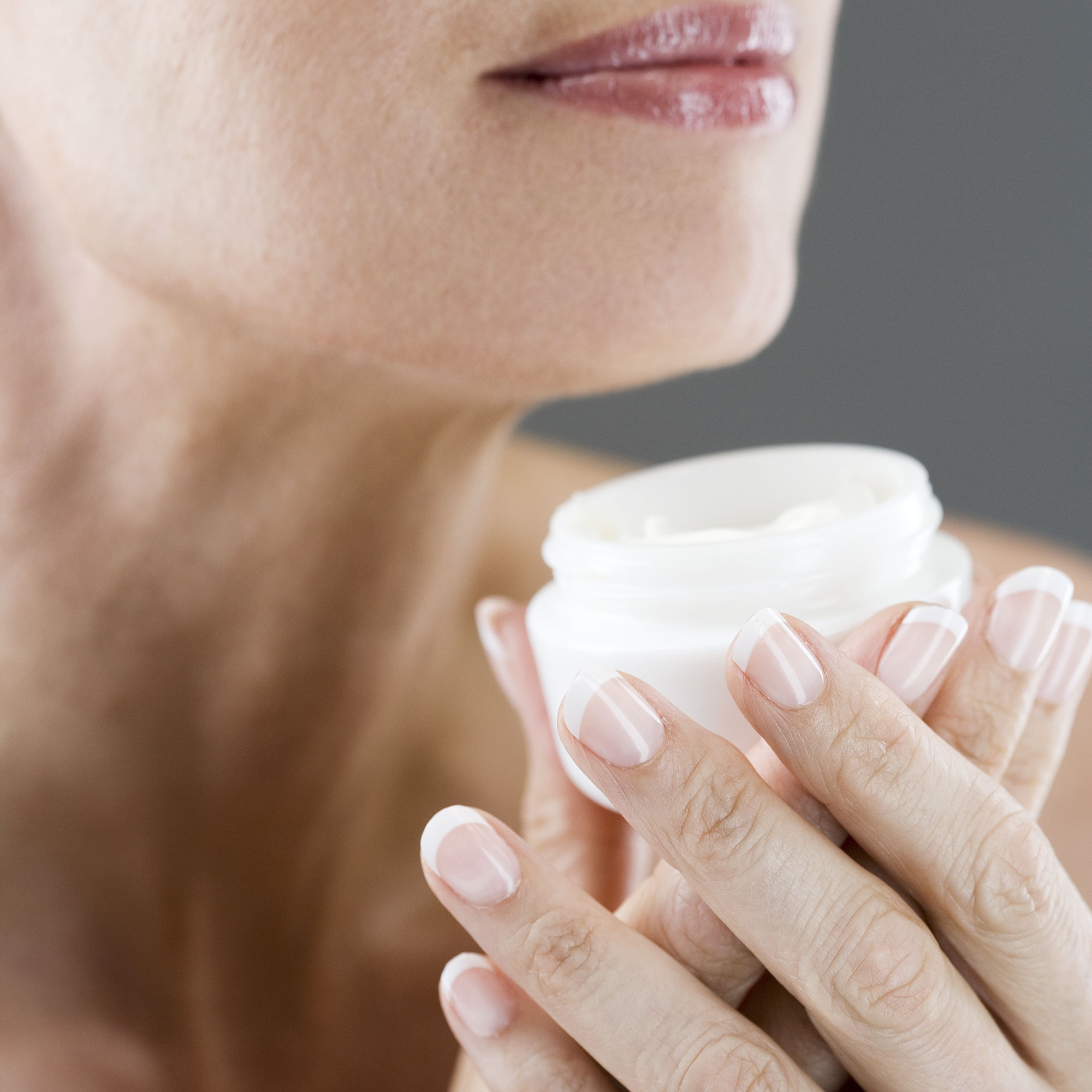 10 Treatments That Will Transform Your Neck 10 Treatments That Will Transform Your Neck