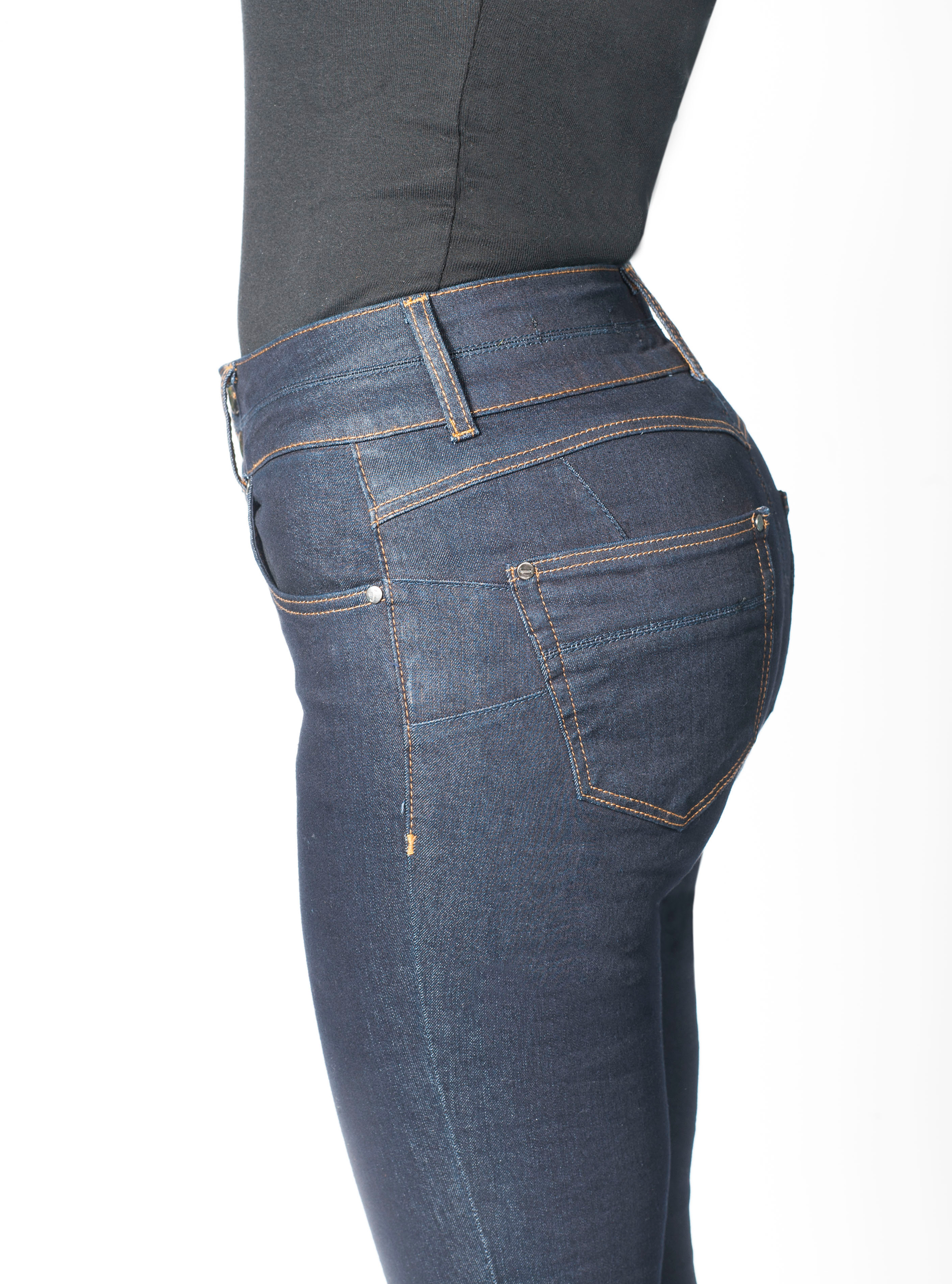Shapewear Style Buys For A Slim Silhouette Shapewear Style Buys For A Slim Silhouette