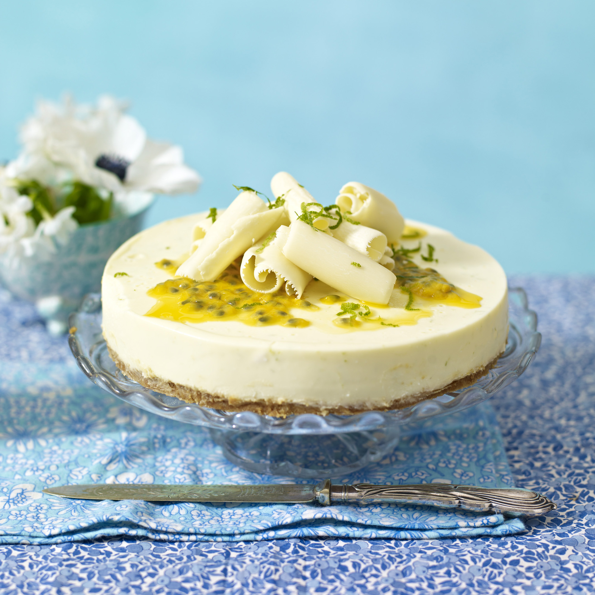 White Chocolate, Lime And Passion Fruit Cheesecake White Chocolate, Lime and Passion Fruit Cheesecake