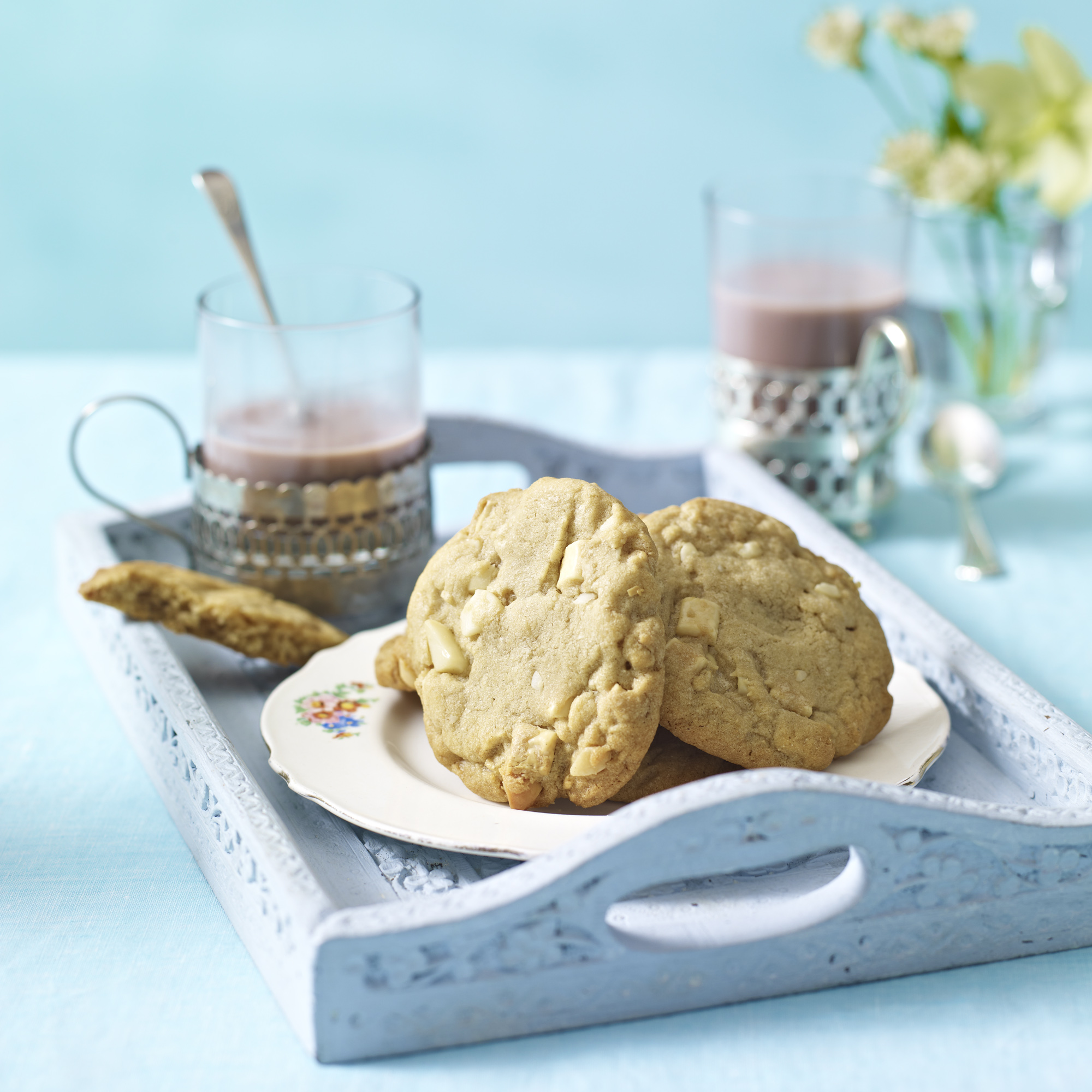 White Chocolate And Macadamia Cookies White Chocolate And Macadamia Cookies