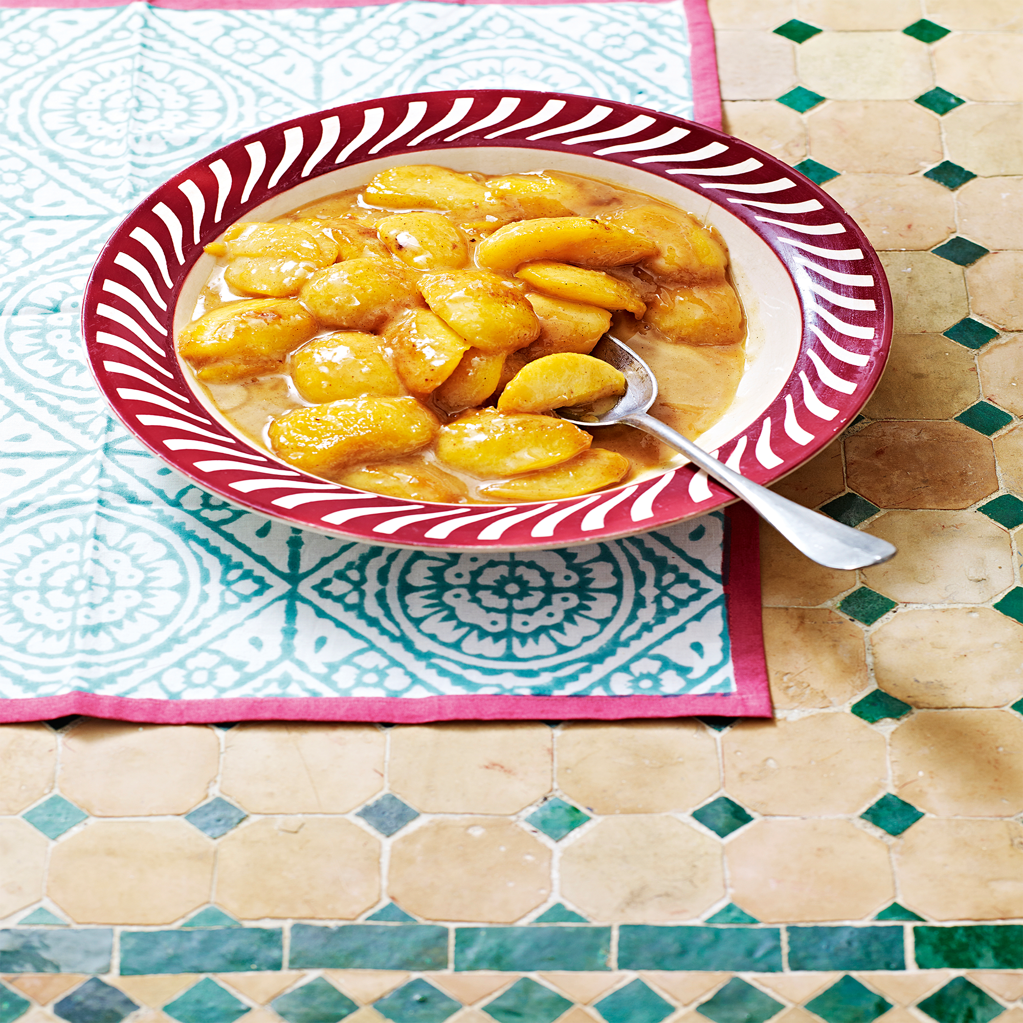 Peaches with Caramel Sauce Peaches with Caramel Sauce