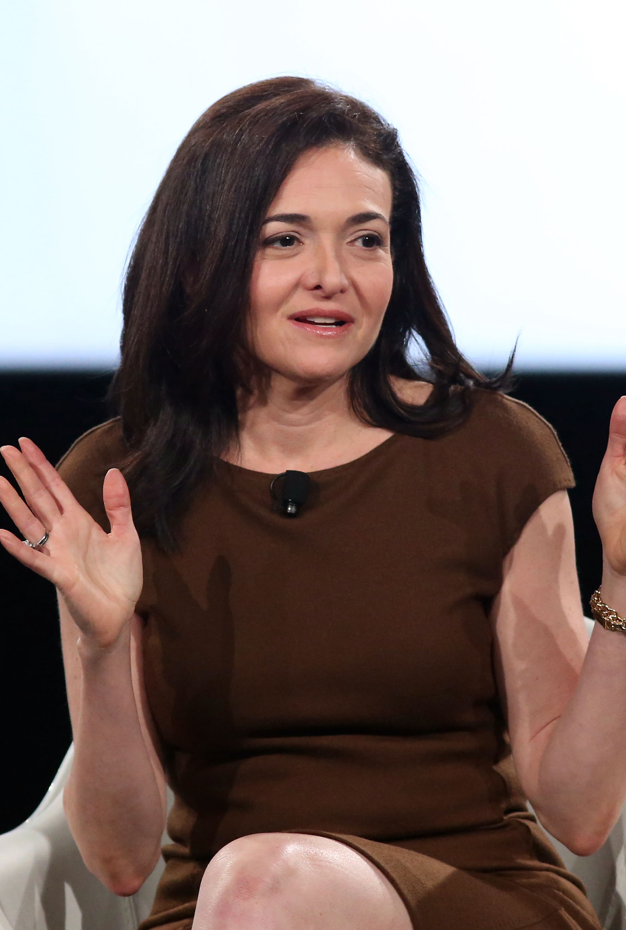 Sheryl Sandberg Desert Island Discs Reduces Listeners To Tears Woman